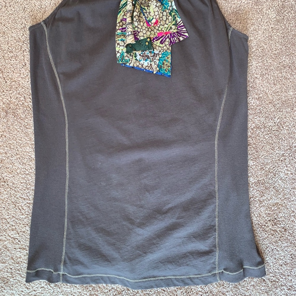 Burning Torch Tank With Colorful Neckline - Picture 11 of 16